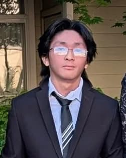 Evan Quach, Social Media Manager